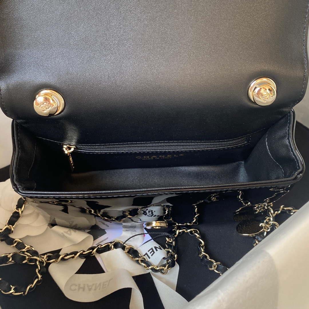 Chanel AS3356 Flap 23FW Patent leather Camellia Black
