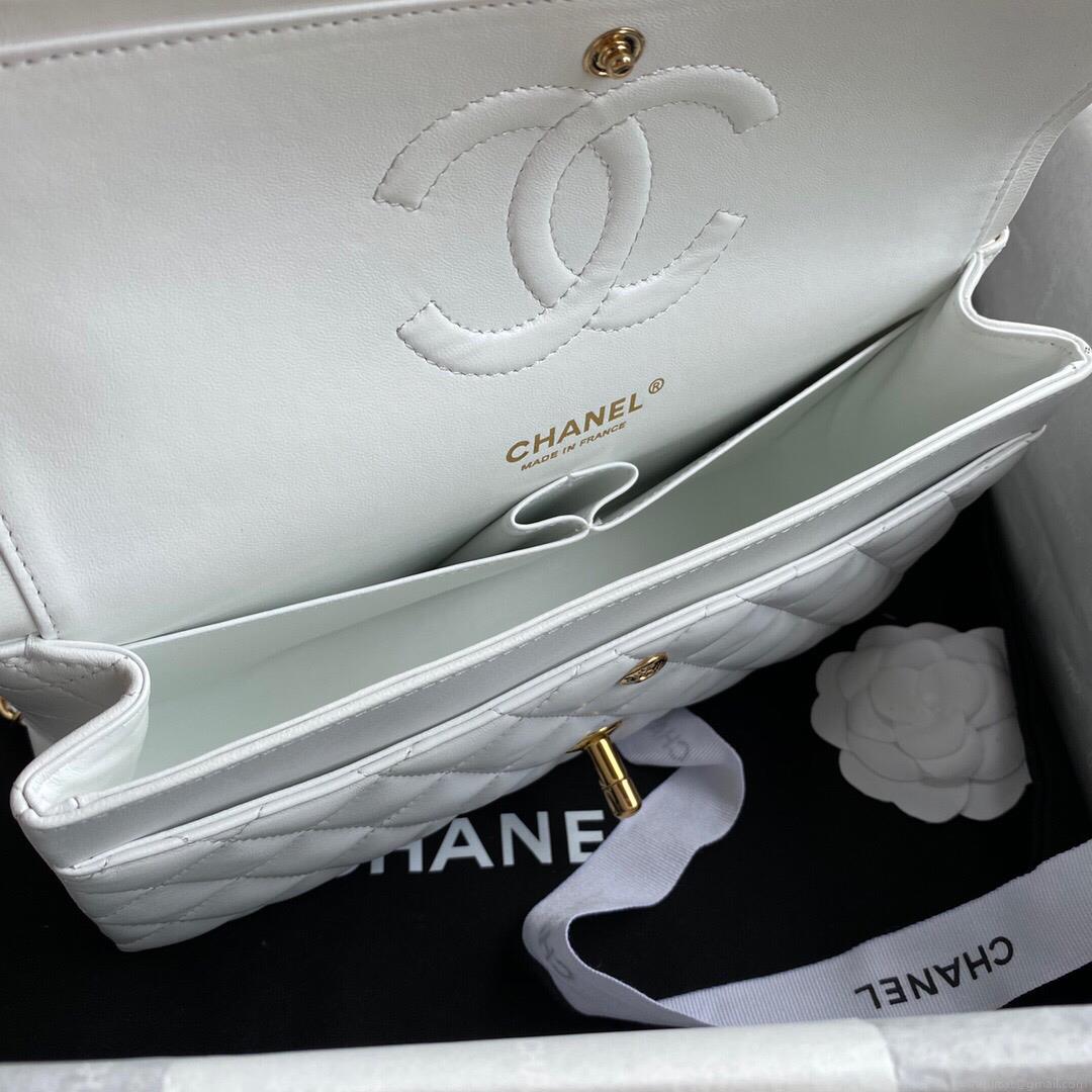 Chanel A01112 CF Quilted Classic Flap Bag in Grainy Lambskin White