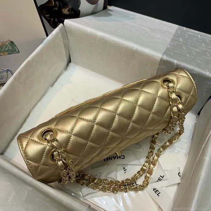 Chanel A01112 CF Quilted Classic Flap Bag in Grainy Lambskin Gold