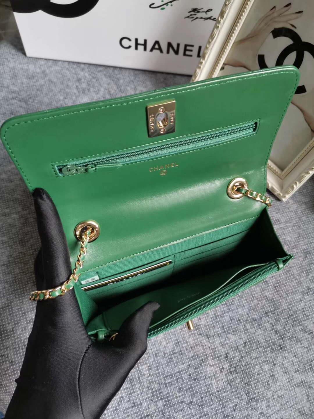 Chanel A80982 Lambskin Wallet On Chain With Gold Green