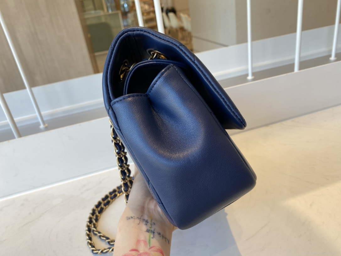 Chanel AS1466 Chanel Navy Blue small flap Bag Lambskin B02345