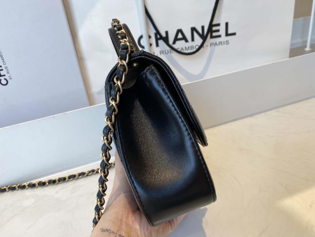 Chanel AS0967 Flap Bag Lambskin Leather Black