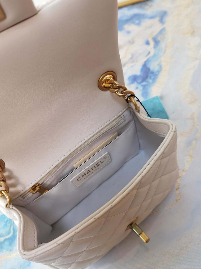 Chanel AS2379 Flap Bag Lambskin B05098 White