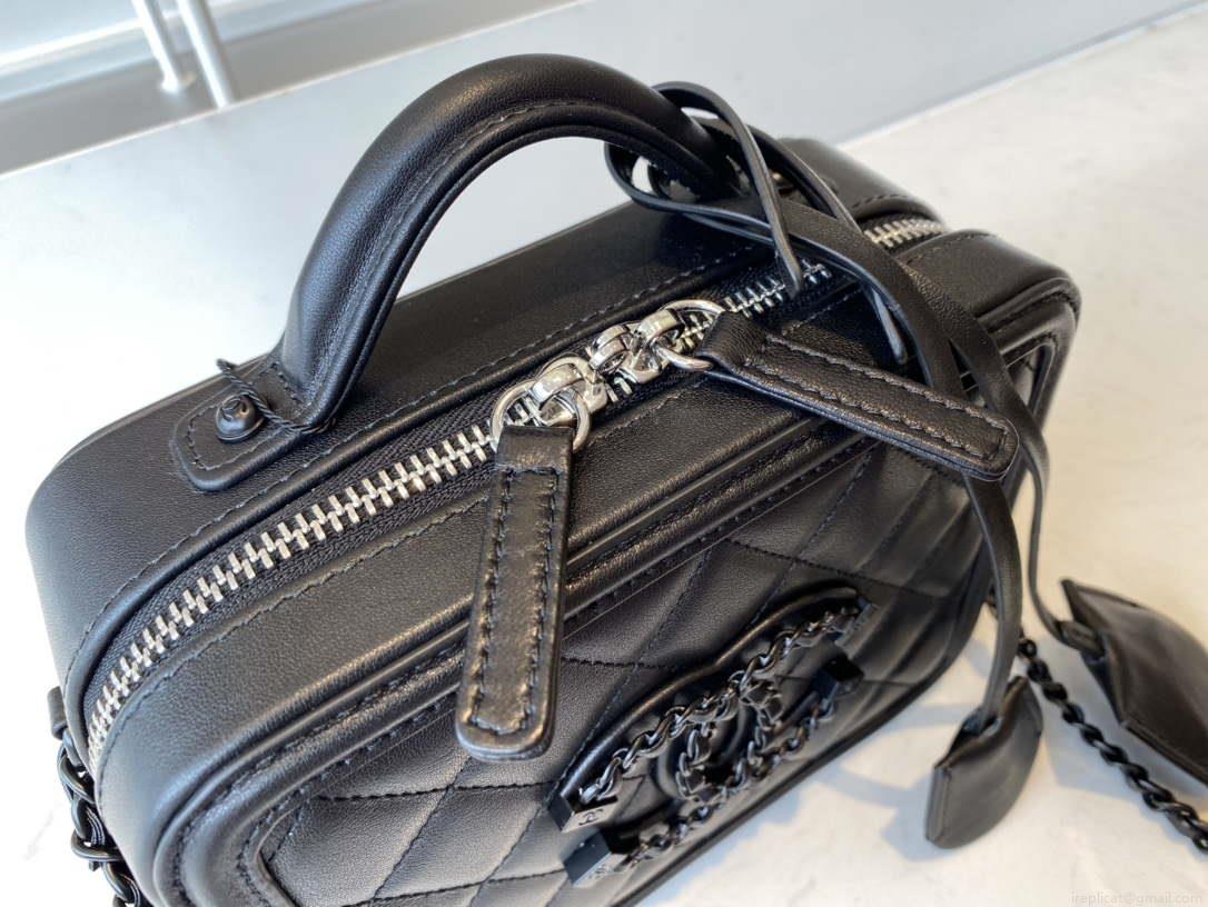 Chanel AS1785 CC Filigree Vanity Case Bag Grained Calfskin Black