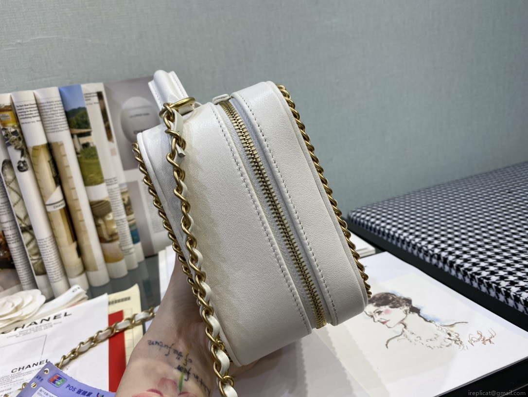Chanel CC Filigree Vanity Case Bag Grained Calfskin A93343 White