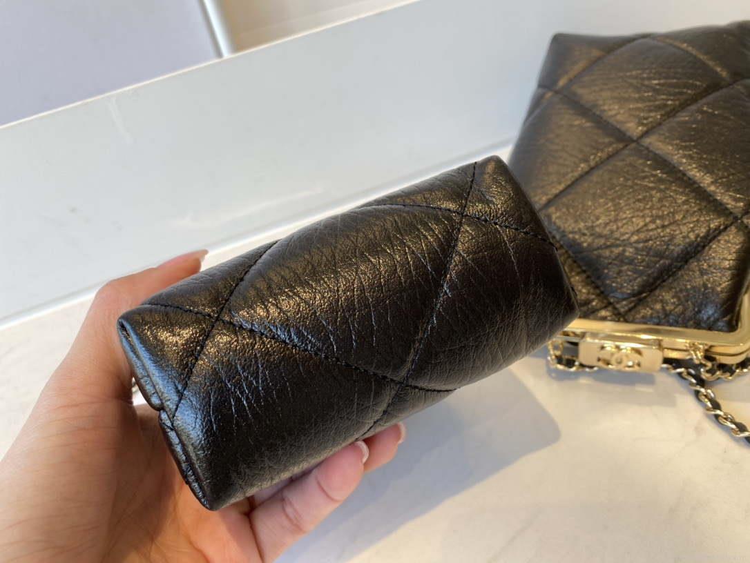Chanel AS1555 Clutch with chain Shiny Aged Lambskin Black