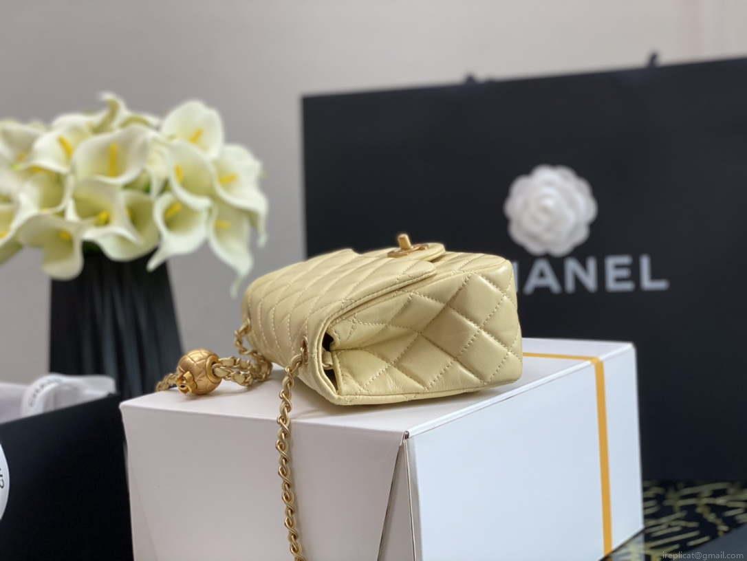 Chanel As1786 Flap Bag NA106 Shoulder Handbag B02916 Lambskin Yellow