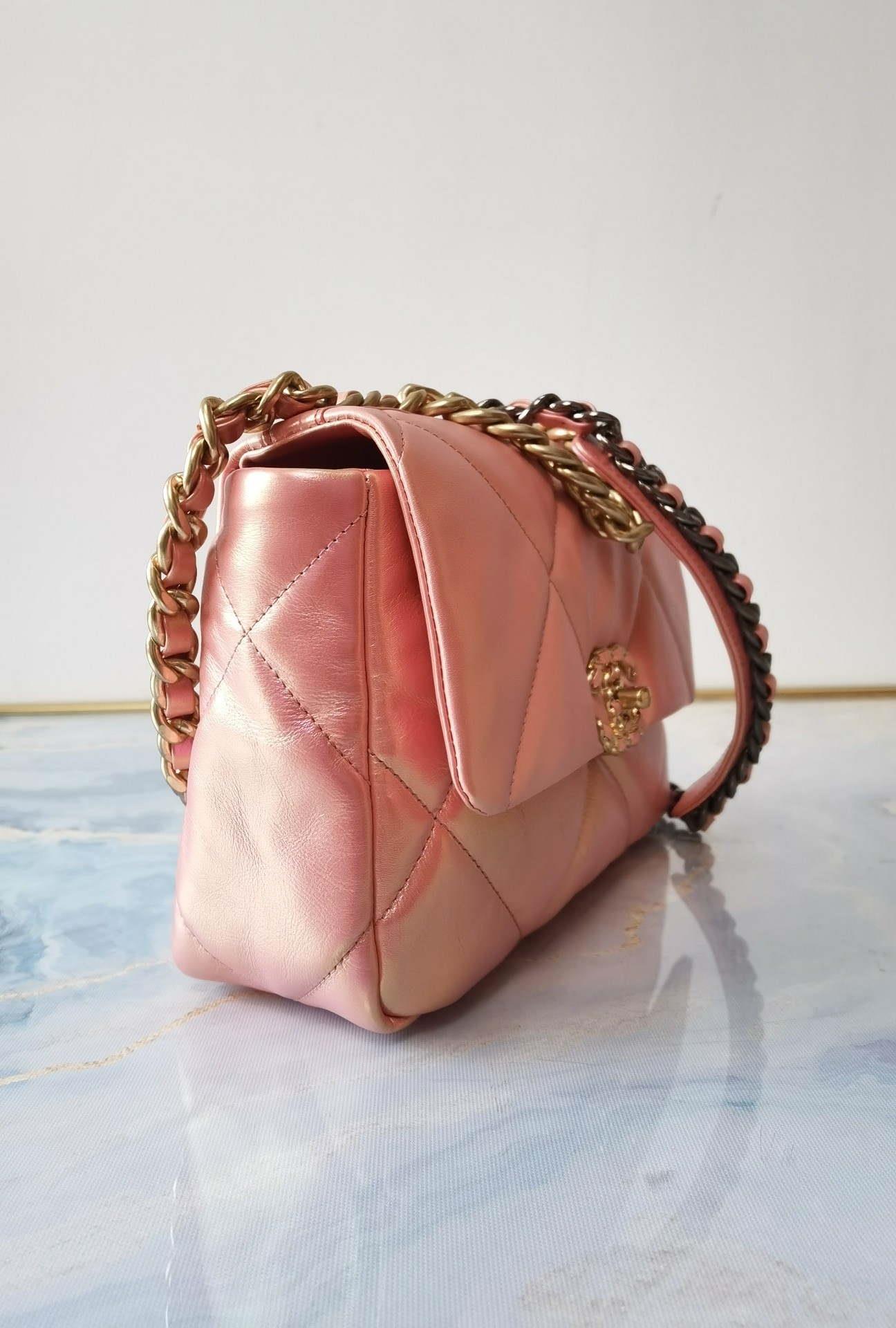 Chanel AS1160 Chanel 19 Flap B02511 N6512 Lambskin Bag Pink