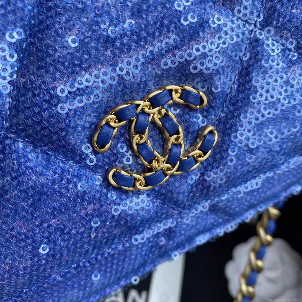 Chanel AP0250 Chanel 19 wallet on chain shiny Lambskin Beads Blue