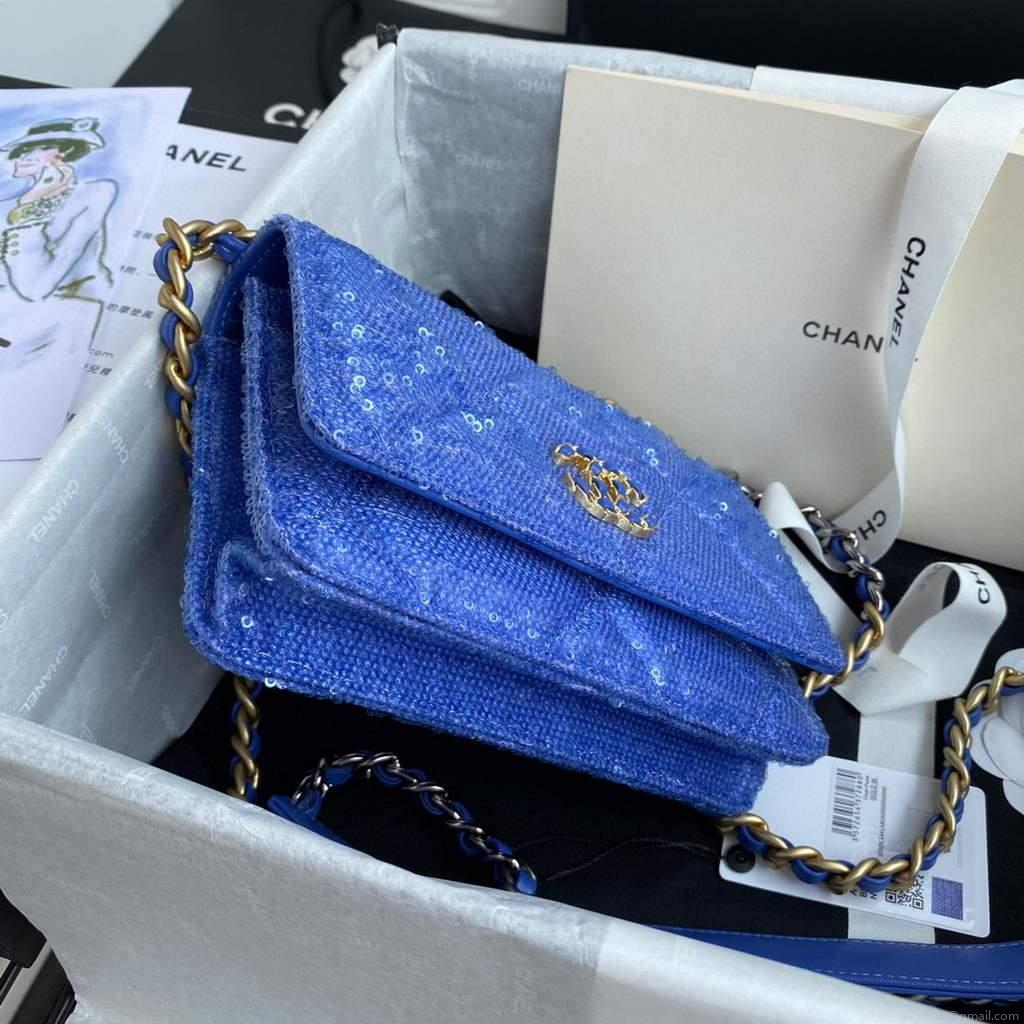 Chanel AP0250 Chanel 19 wallet on chain shiny Lambskin Beads Blue