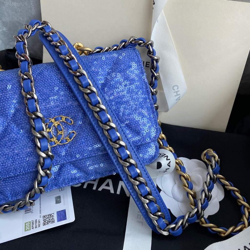 Chanel AP0250 Chanel 19 wallet on chain shiny Lambskin Beads Blue