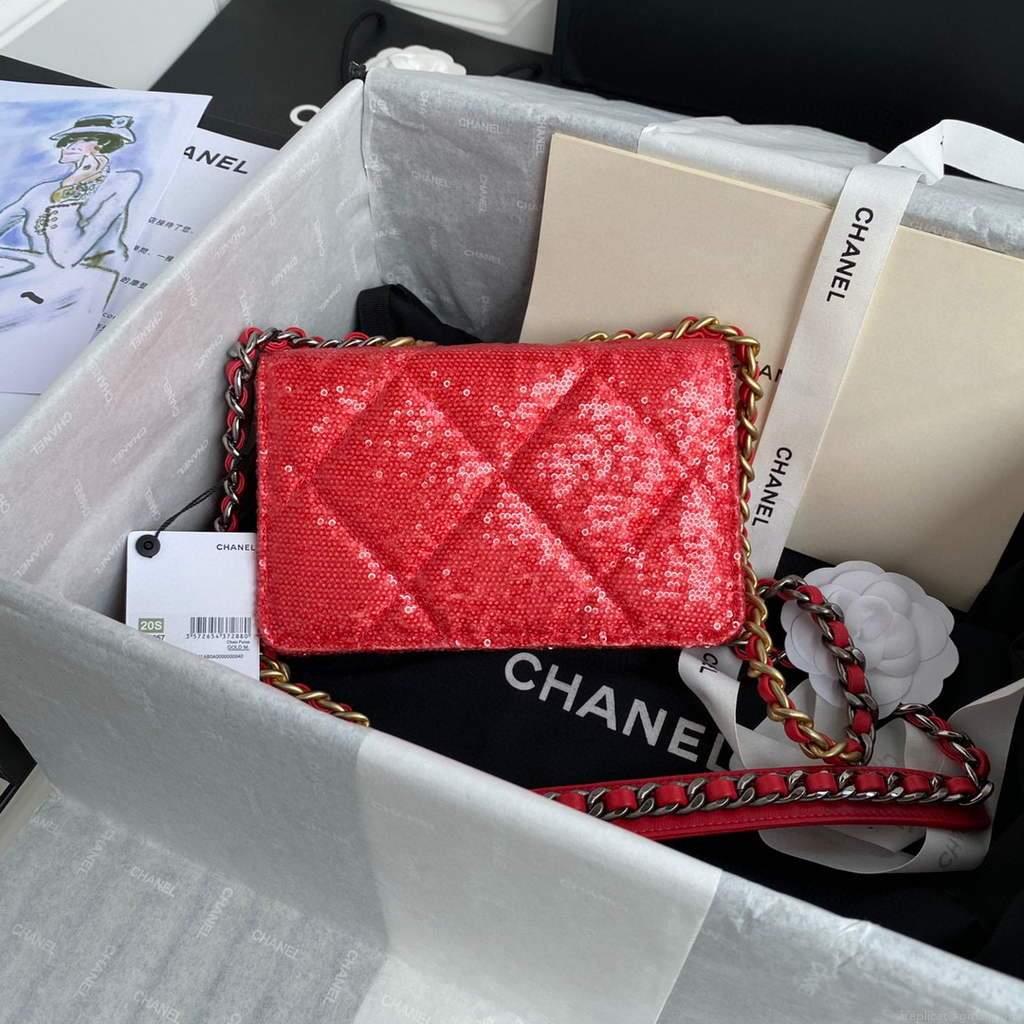 Chanel AP0250 Chanel 19 wallet on chain shiny Lambskin Beads Red