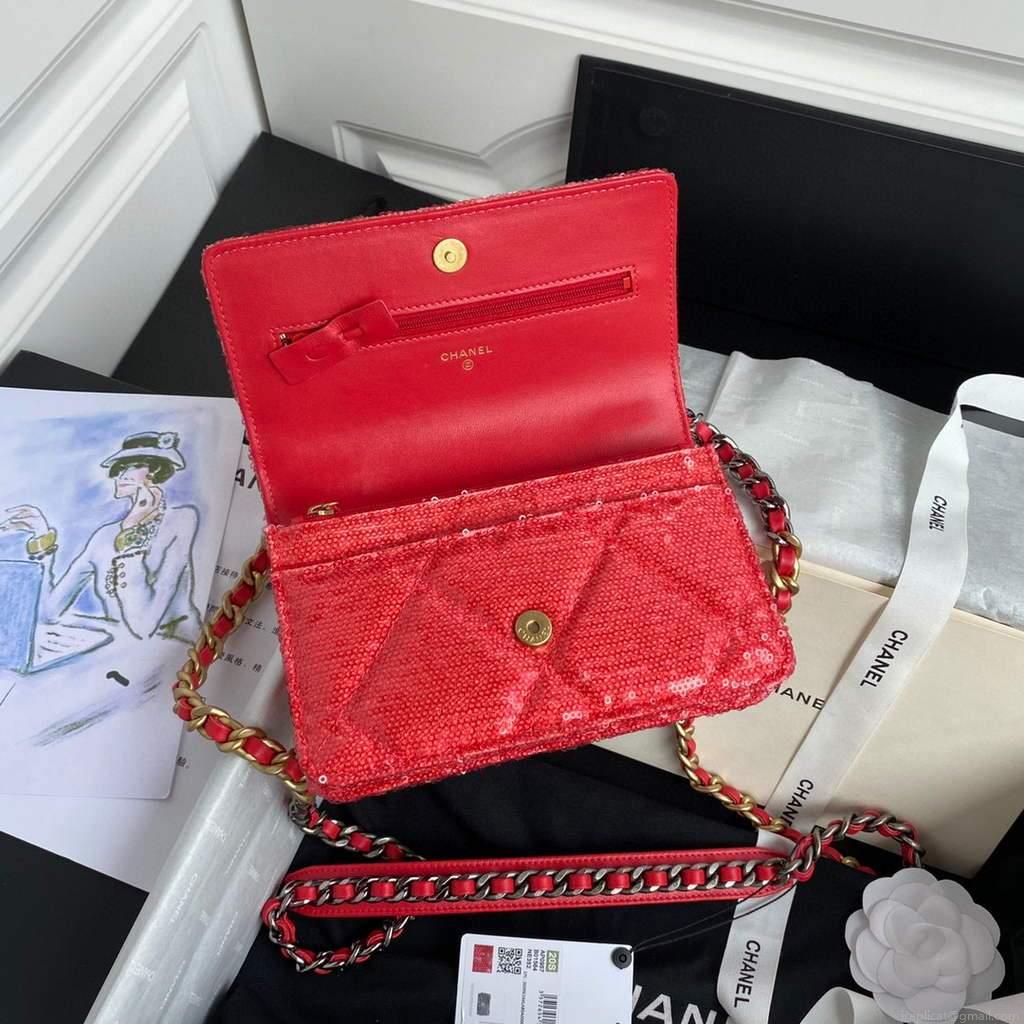 Chanel AP0250 Chanel 19 wallet on chain shiny Lambskin Beads Red