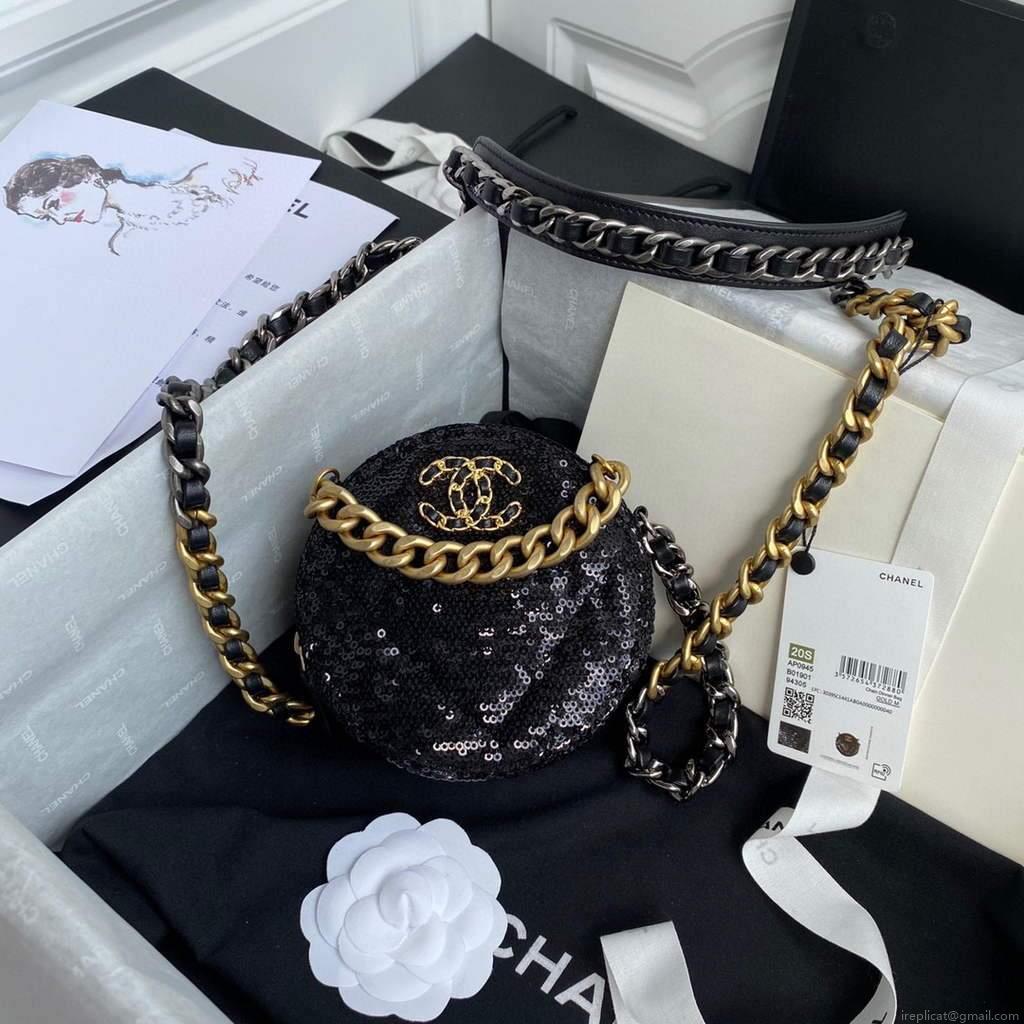 Chanel AP0945 chanel 19 clutch with chain Lambskin Beads Black