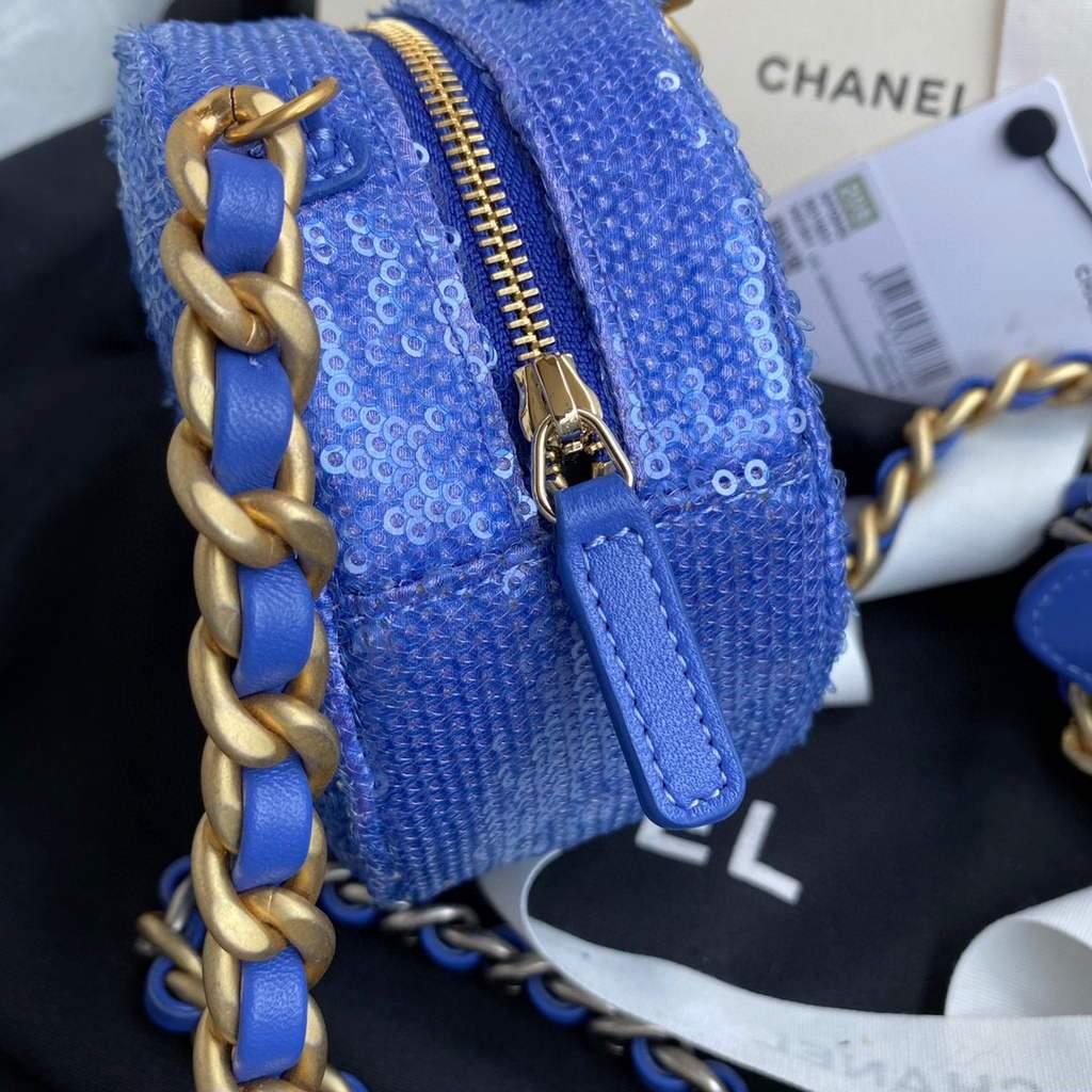 Chanel AP0945 chanel 19 clutch with chain Lambskin Beads Blue