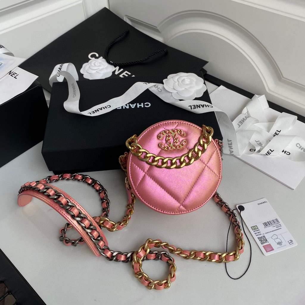 Chanel AP0945 chanel 19 clutch with chain Lambskin Pink
