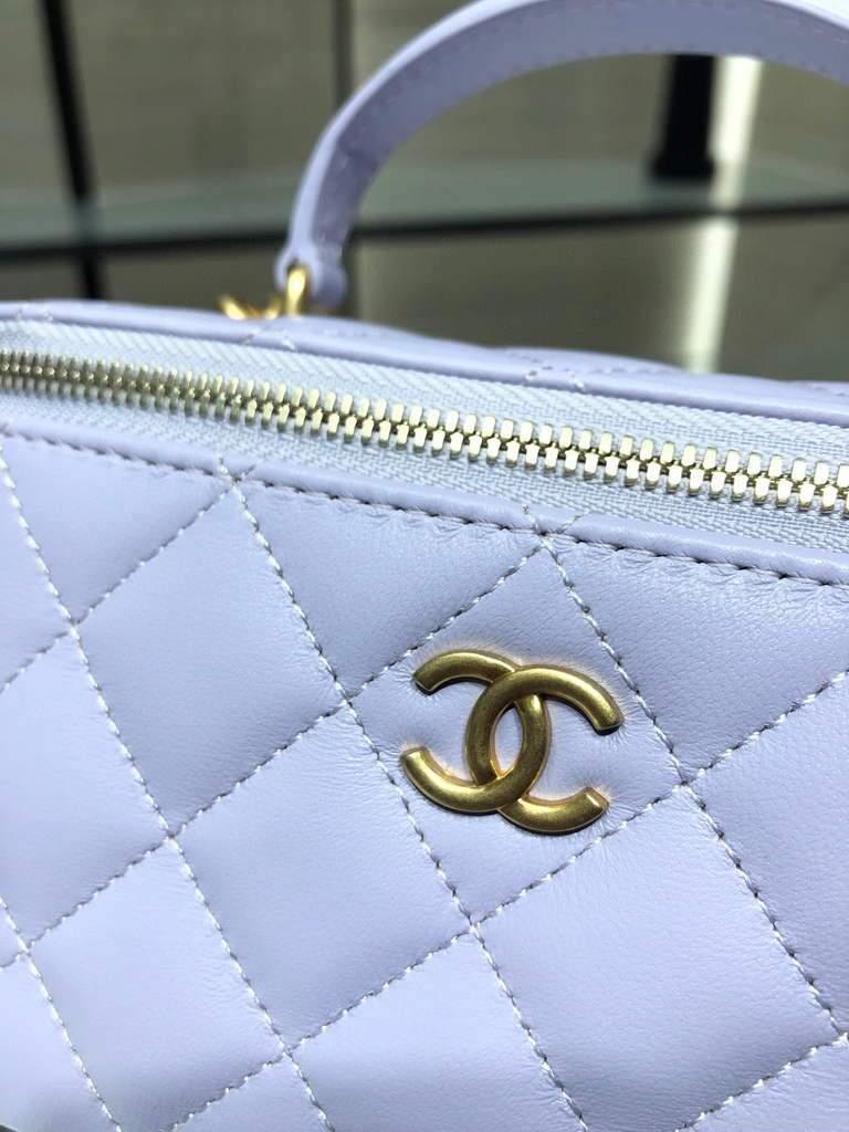 Chanel AP2199 Vanity With Chain Lambskin Gold Tone Light Purple