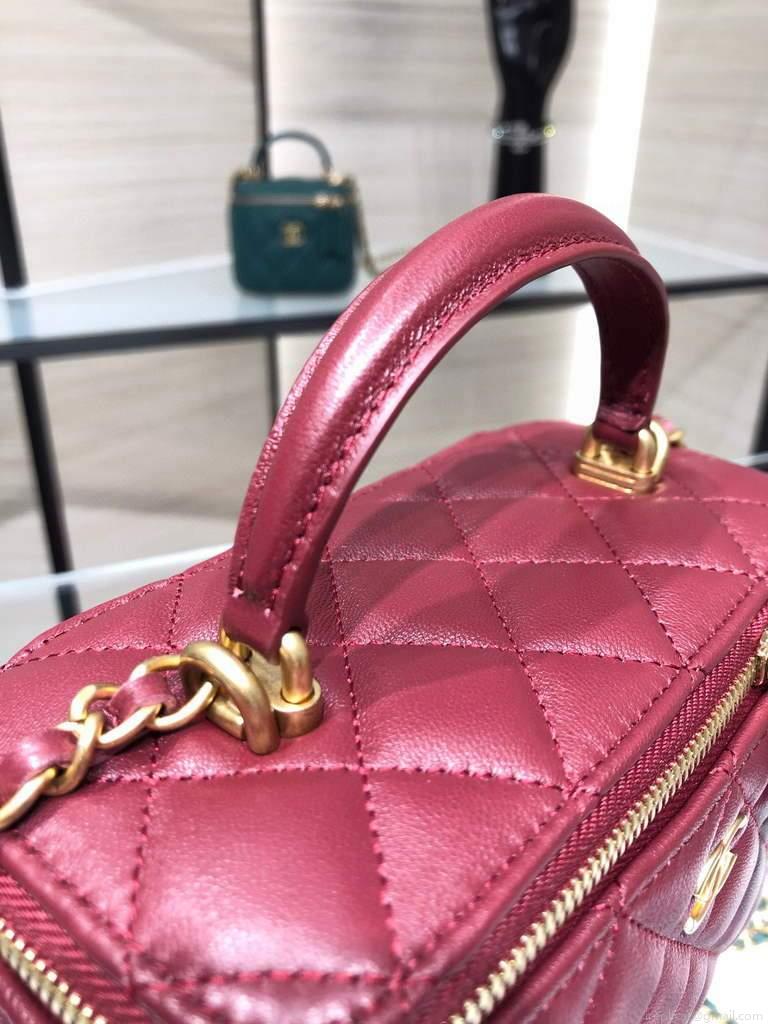 Chanel AP2199 Vanity With Chain Lambskin Gold Tone Red