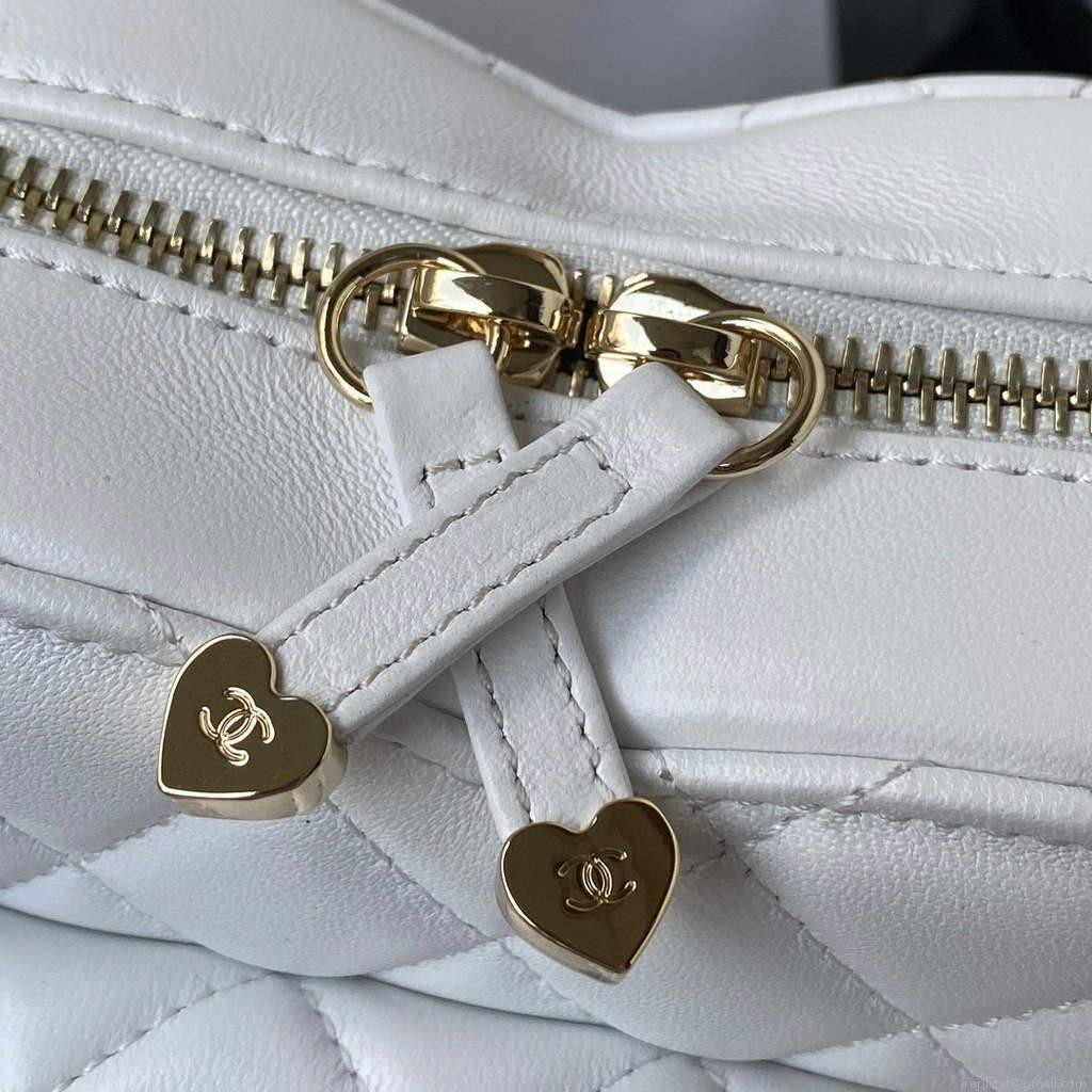 Chanel AS2928 heart clutch with chain Lambskin White AS3191