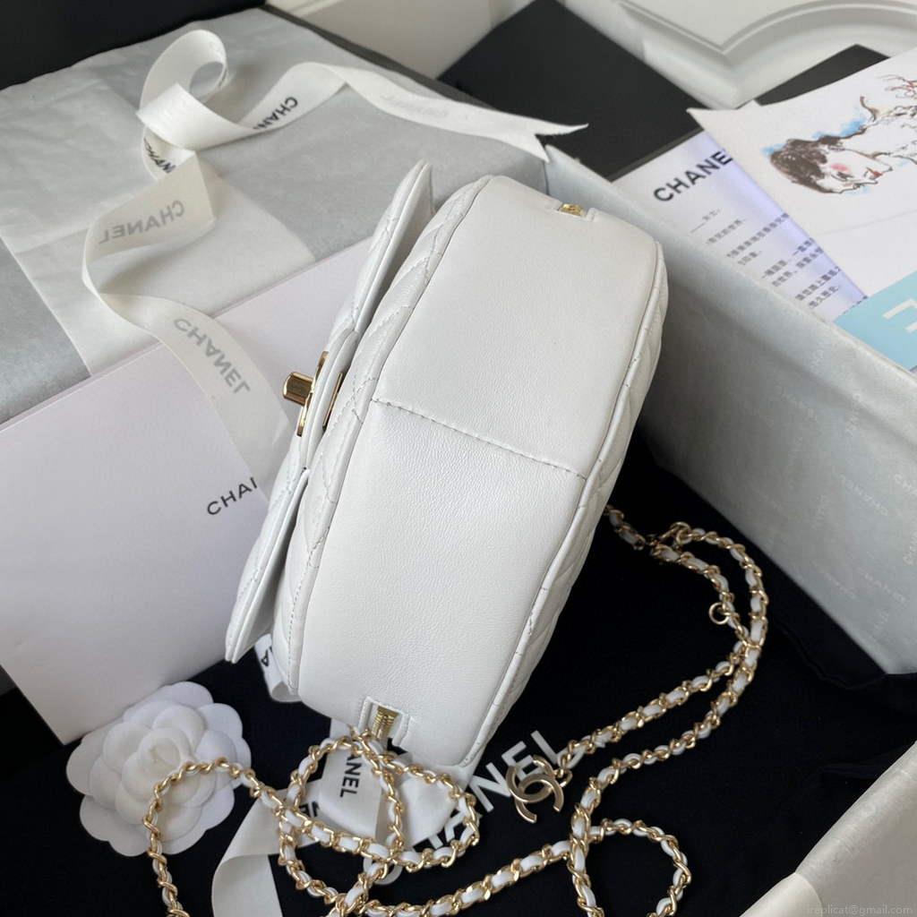 Chanel AS2928 heart clutch with chain Lambskin White AS3191