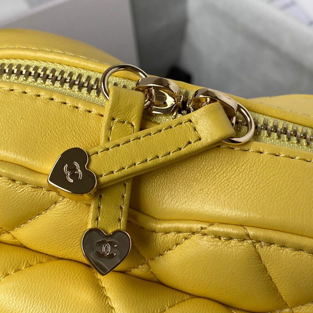 Chanel AS2927 heart clutch with chain Bag AP2784 Yellow