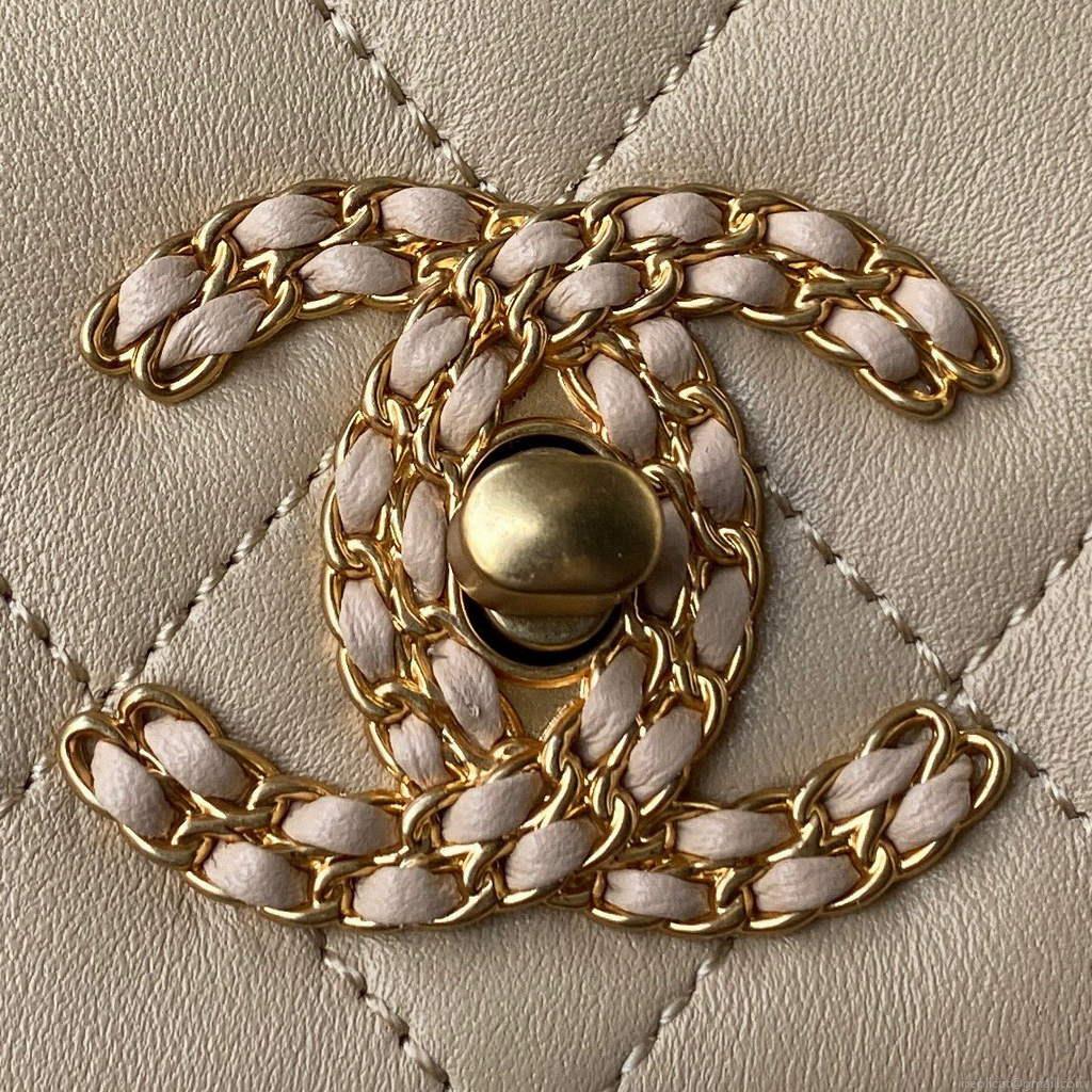 Chanel AS2975 Small Flap Bag Lambskin Aprocit