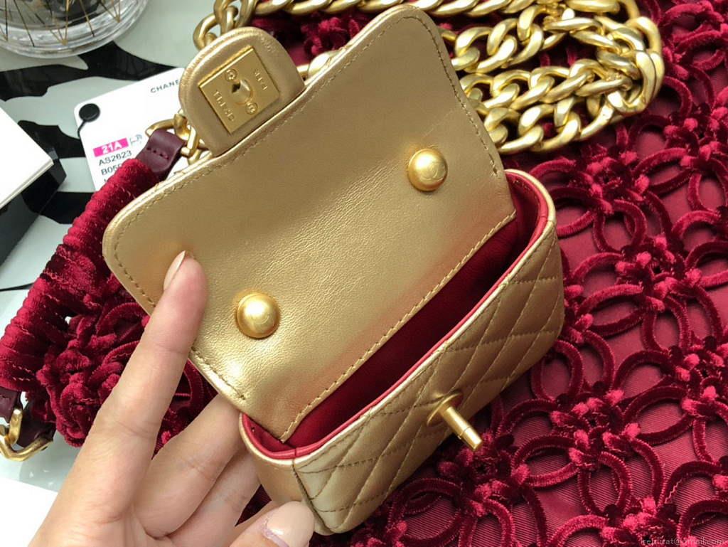 Chanel 99126 Small Box Bag Shoulder bag Red