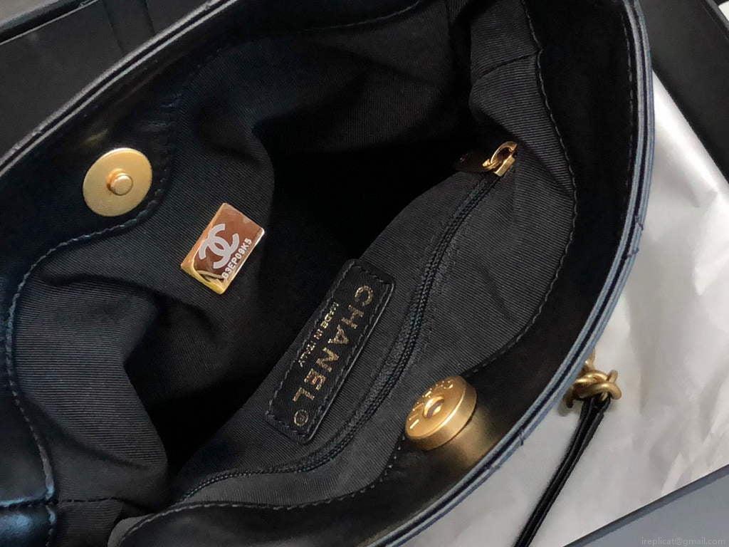 Chanel Bucket Bag 99128 Shoulder bag Black