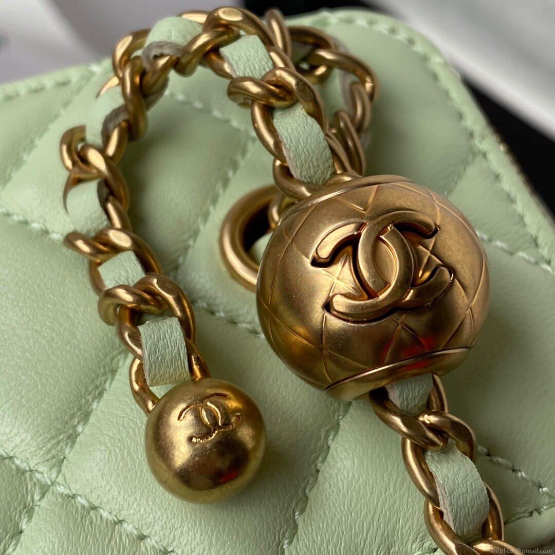 Chanel AP2303 Clutch With Chain in Lambskin Green