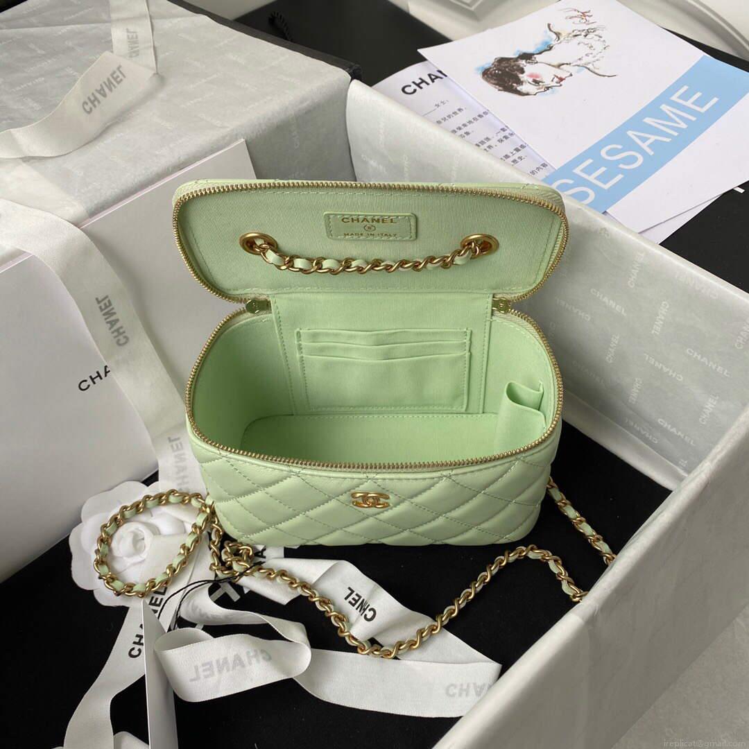 Chanel AP2303 Clutch With Chain in Lambskin Green