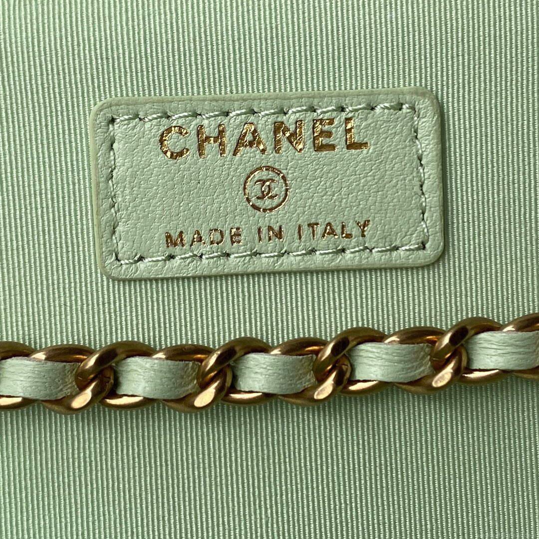Chanel AP2303 Clutch With Chain in Lambskin Green