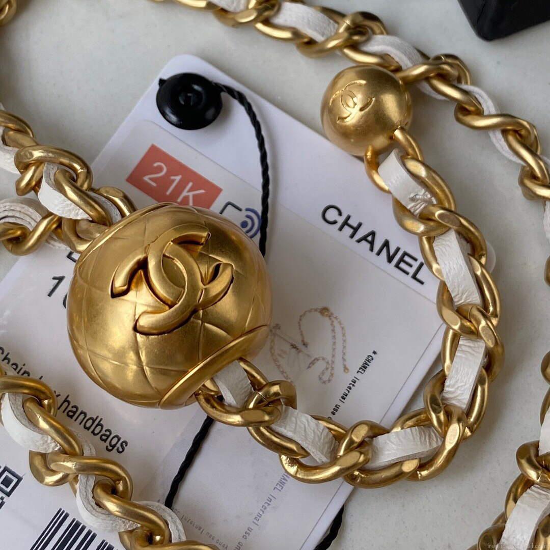 Chanel AP2303 Clutch With Chain in Lambskin White