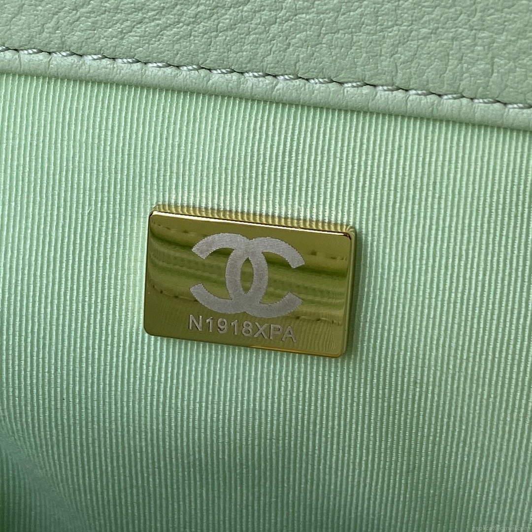 Chanel AS1161 Chanel 19 Large Flap Bag Lambskin B05179 Green Gold