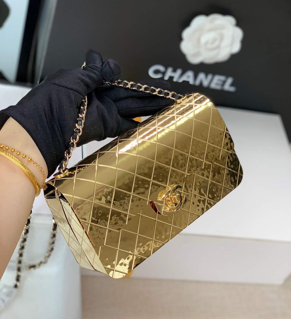 Chanel 99139 Chanel Flap bag Lambskin Metal Gold
