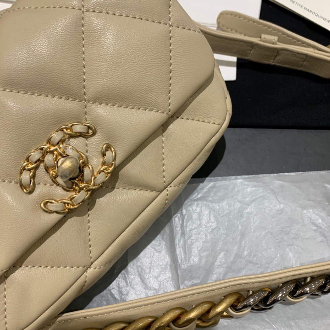 Chanel AS1163 Chanel Flap bag Lambskin Yellow