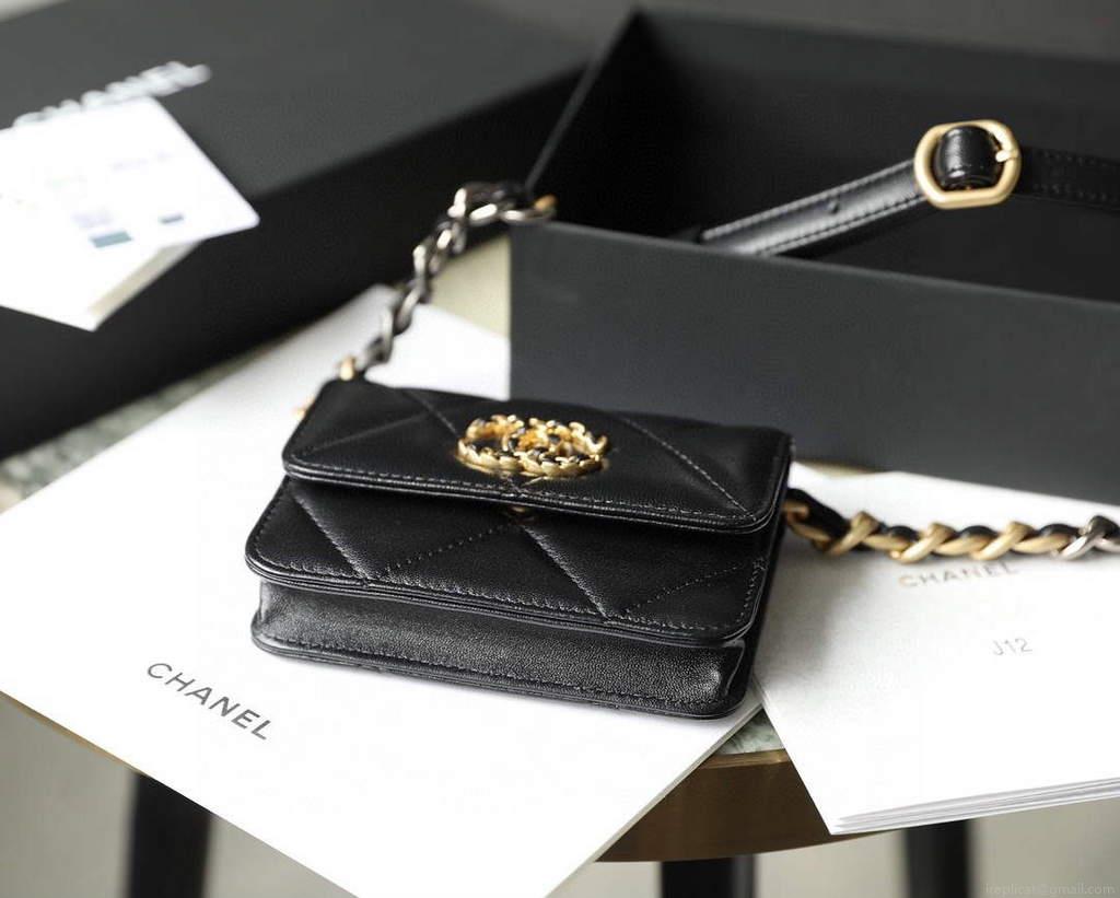 Chanel 21AW Chanel Mini 19 Flap bag Coin Purse With Chain Lambskin Black