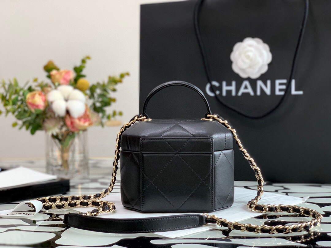 Chanel A99077 Vanity With Chain Lambskin Gold Tone Black