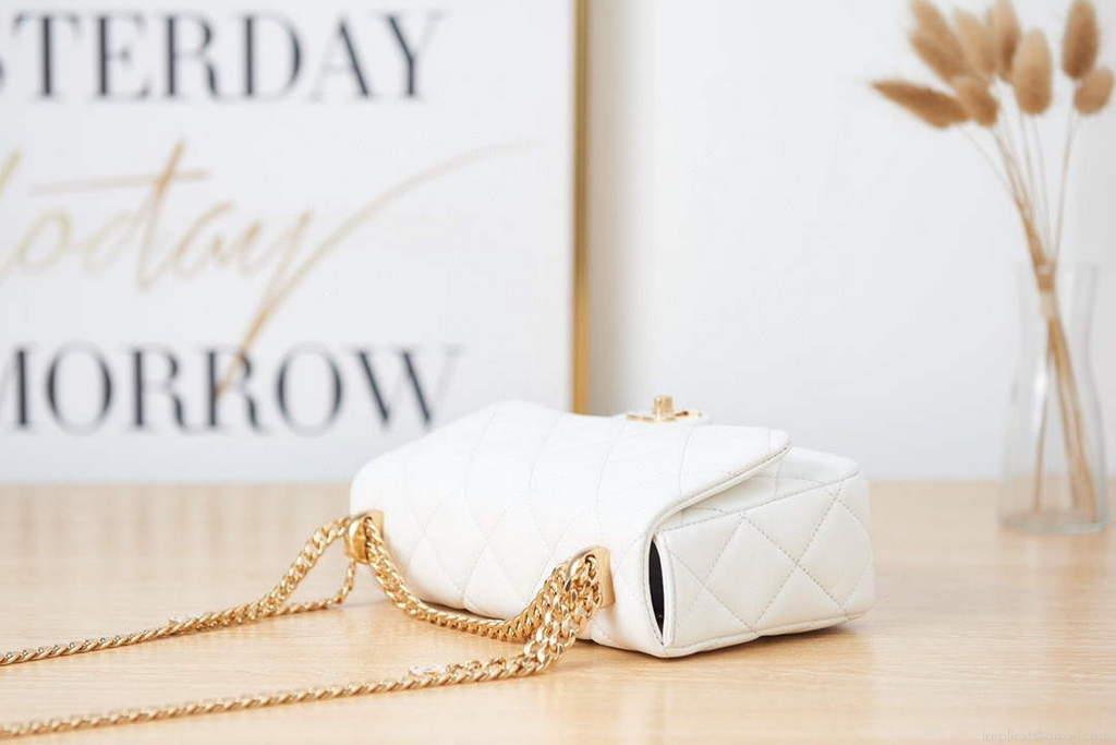 Chanel AS3114 Flap Bag Lambskin White