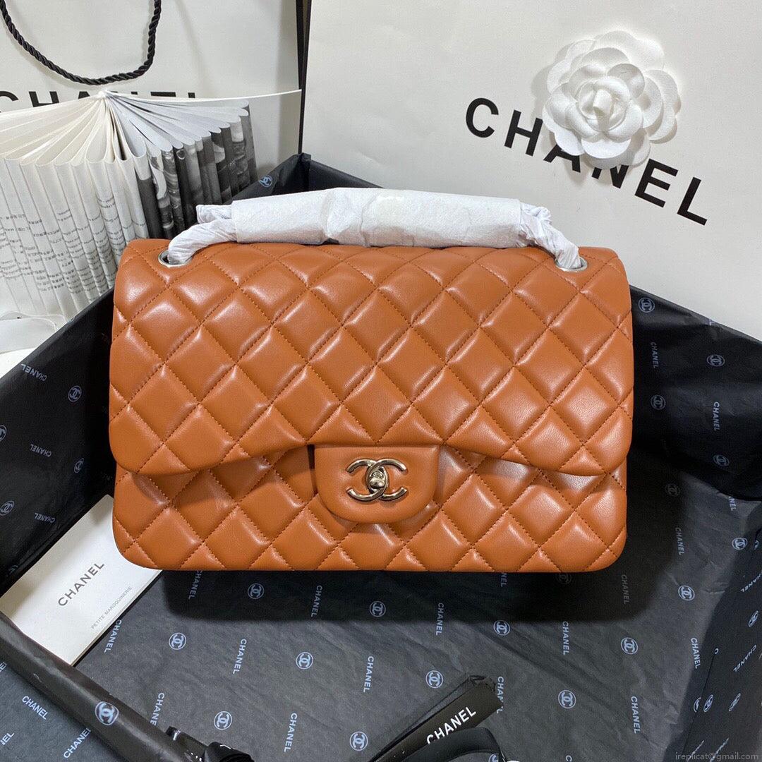 Chanel CF A01113 Classic Flap Bag in Lambskin Tan