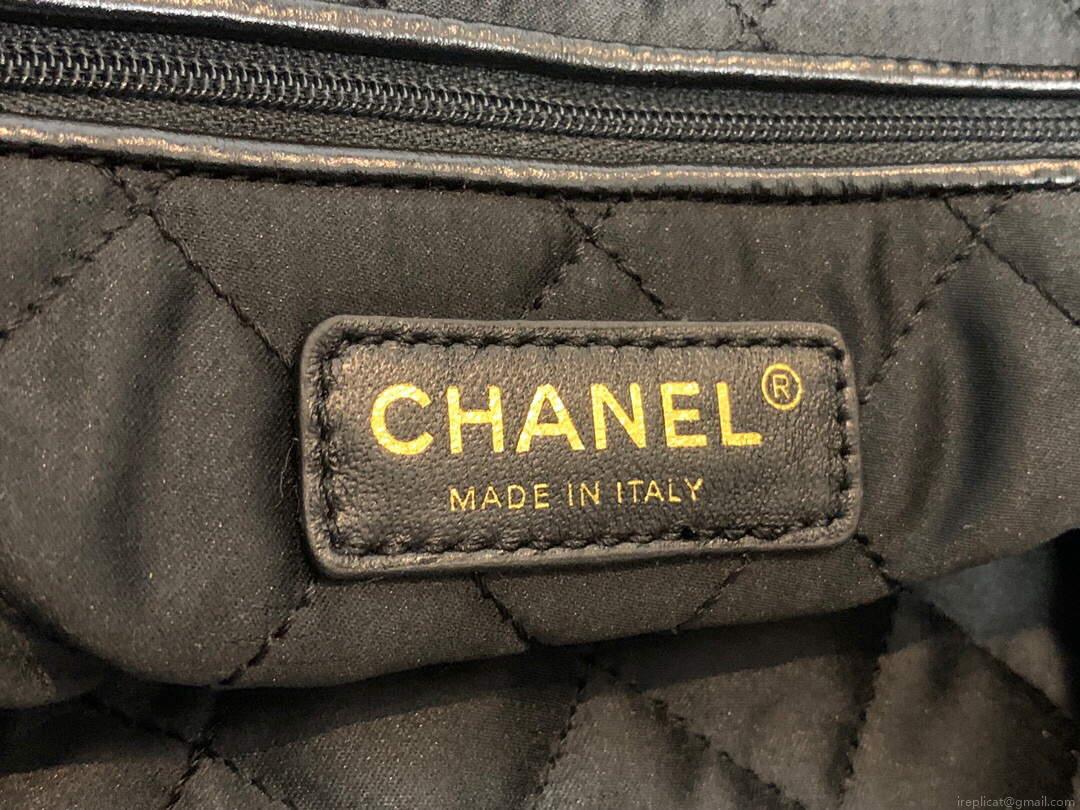 Chanel 22 Handbag Shiny Calfskin Gold AS3261 Black