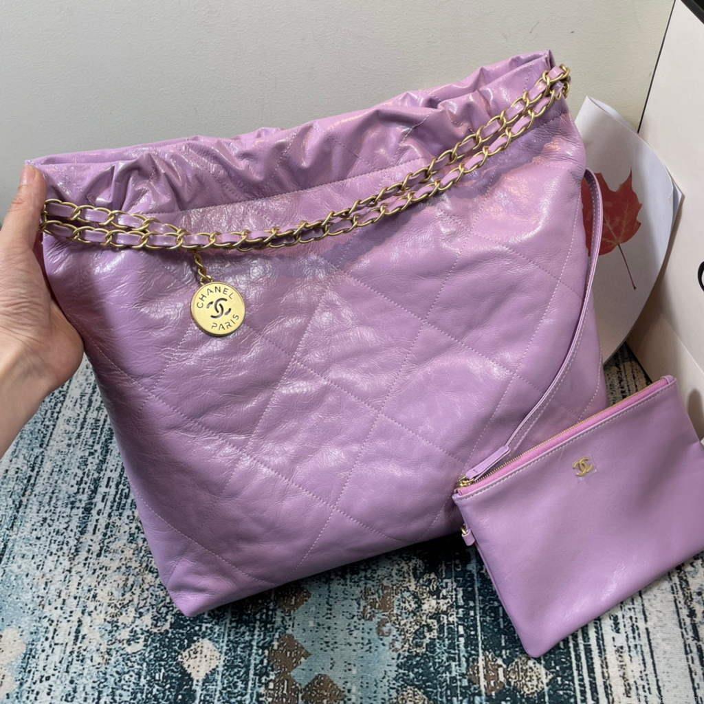 Chanel 22 Handbag Shiny Calfskin Gold AS3261 Purple