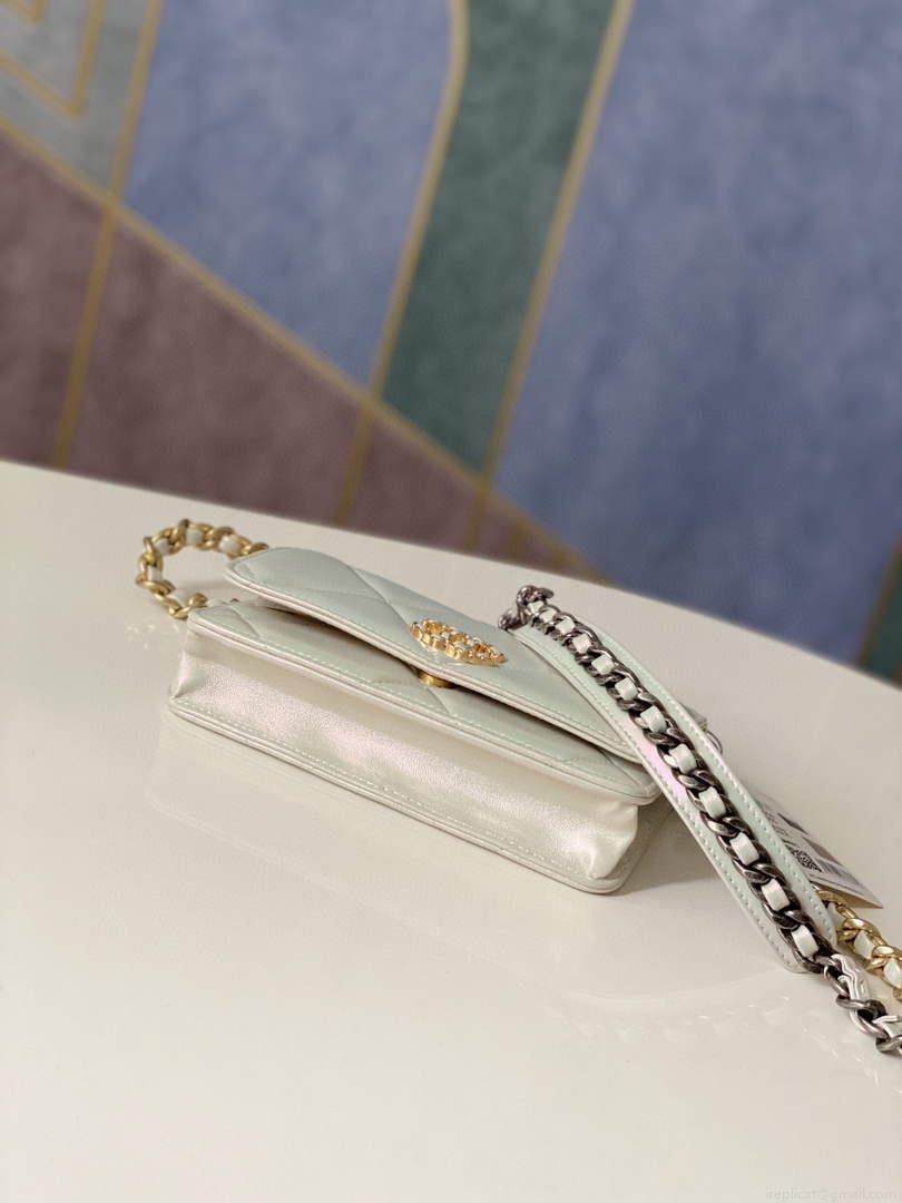 Chanel A86092 WOC Chain Wallet Bag Lambskin White