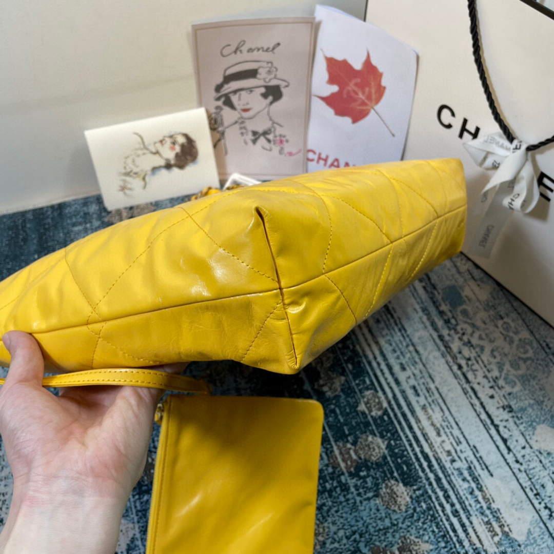 Chanel 22 Handbag Shiny Calfskin Gold AS3261 Yellow