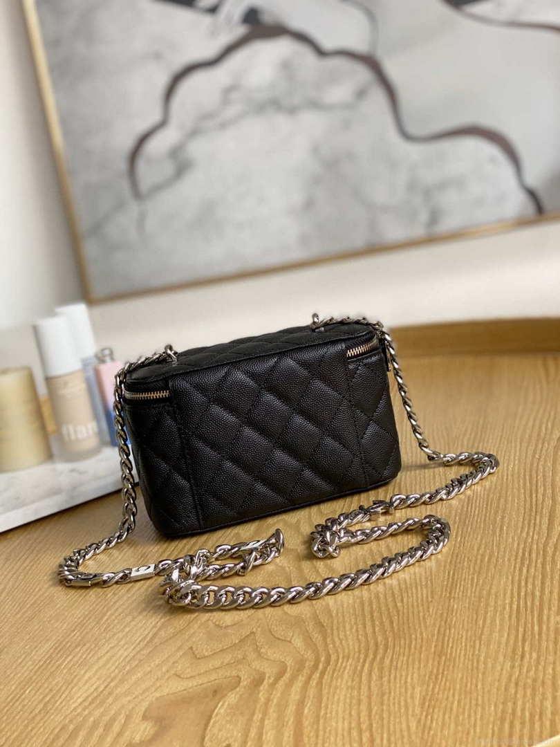 Chanel A81194 Vanity with chain Calfskin Sliver Black