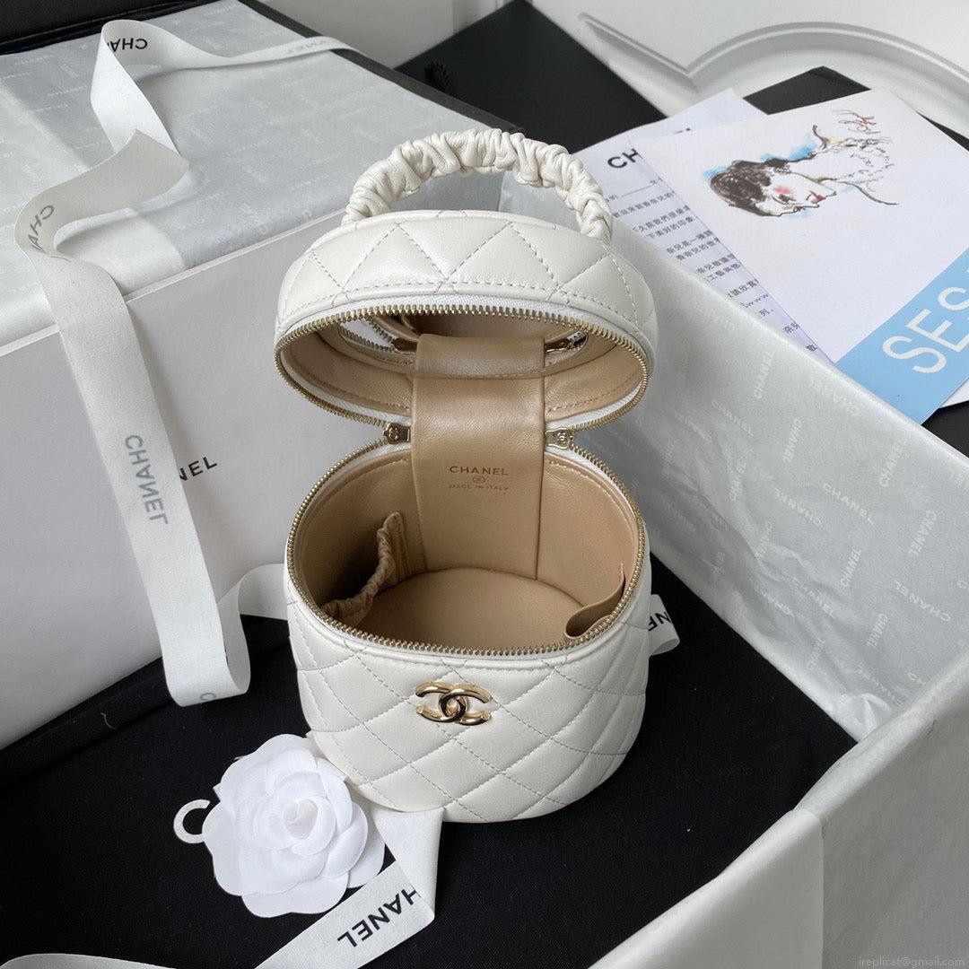 Chanel Vanity Case Lambskin AP2730 White