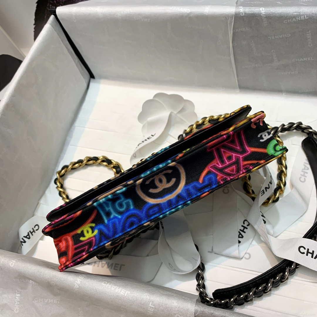 Chanel A81092 Chain Handbag Flap Graffiti Print Vintage multicolor gold