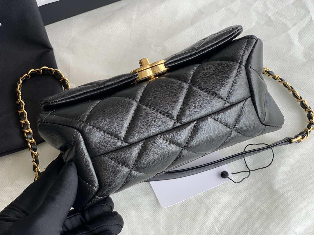 Chanel AS3366 Flap Bag 20cm Lambskin Black