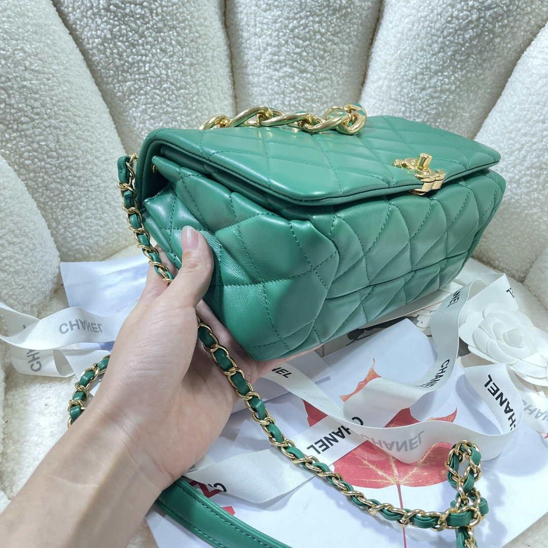 Chanel AS3367 Large Flap Bag 23cm Lambskin Green