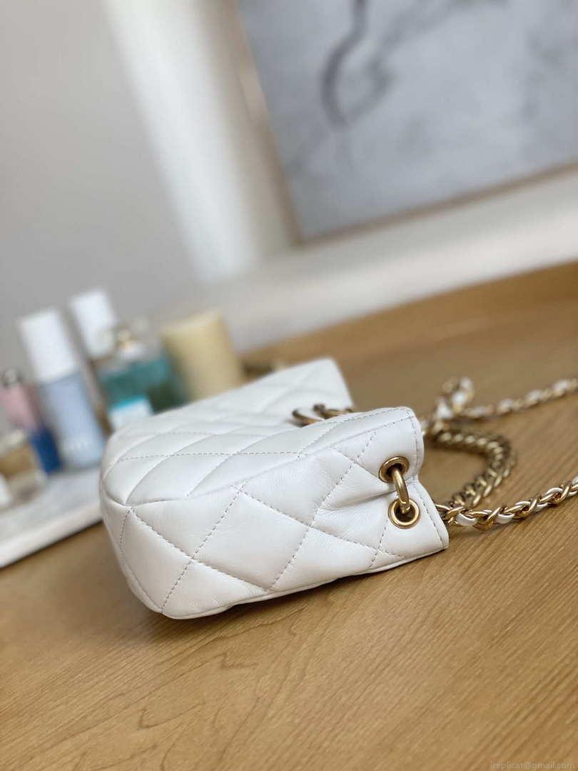Chanel 3475 Small HOBO Handbag Lambskin & Gold-Tone Metal White