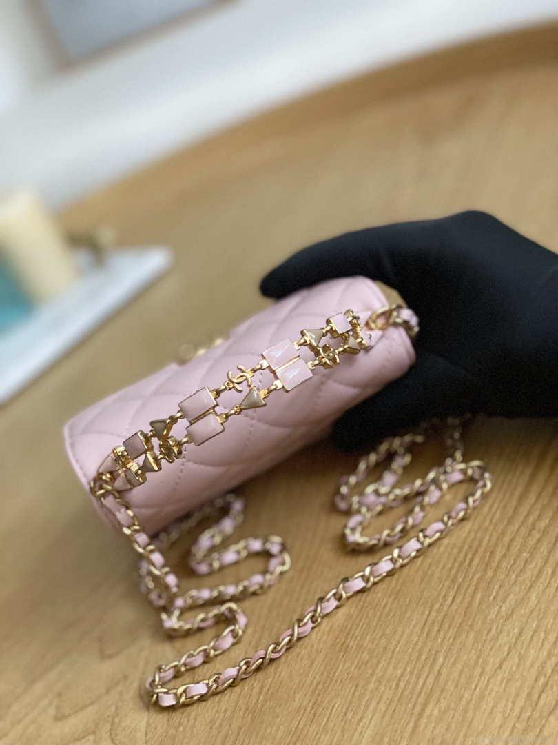 Chanel AP2944 Clutch with Chain Lambskin Light Pink